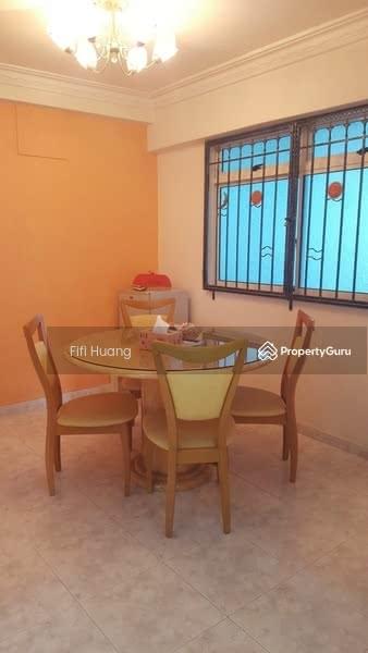 Prop-GPT: HDB Flat: D19  119B Rivervale Drive