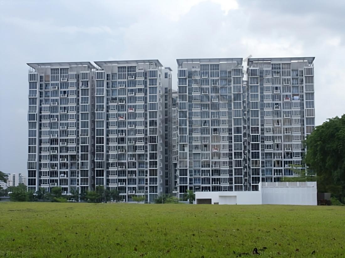 Prop-GPT: Condominium: D20  Grandeur 8