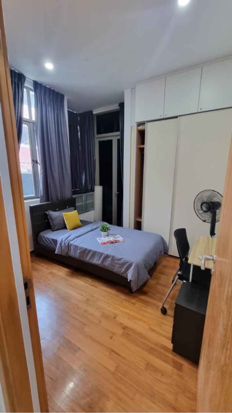 Condominium for Rent: D16, 466526