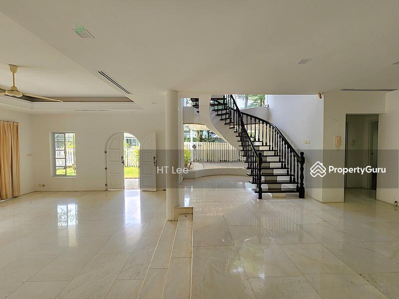 Bungalow for Rent: D10, 267017