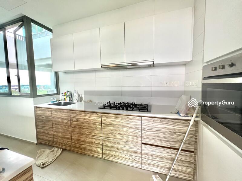Condominium for Rent: Pasir Ris, D18, 518160
