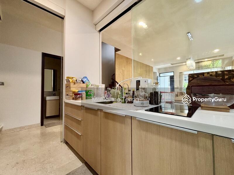 Semi-Detached for Rent: D28, 804002