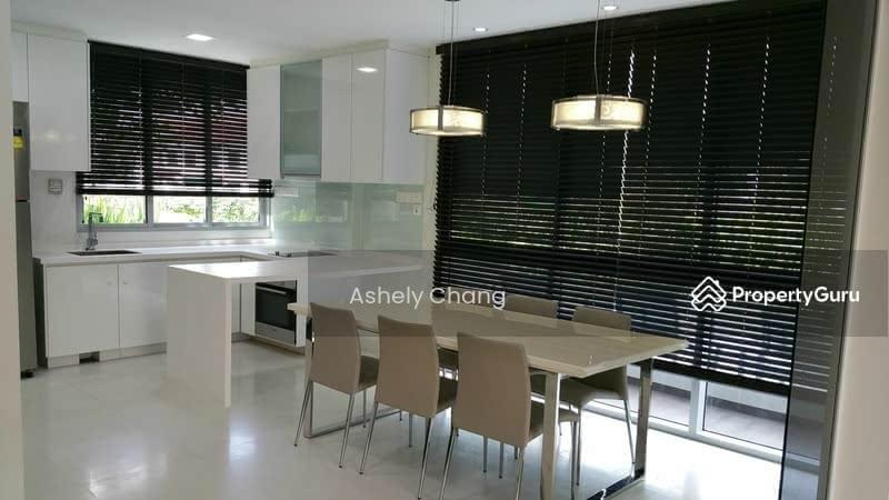 Prop-GPT: Cluster House: D19  Charlton Residences