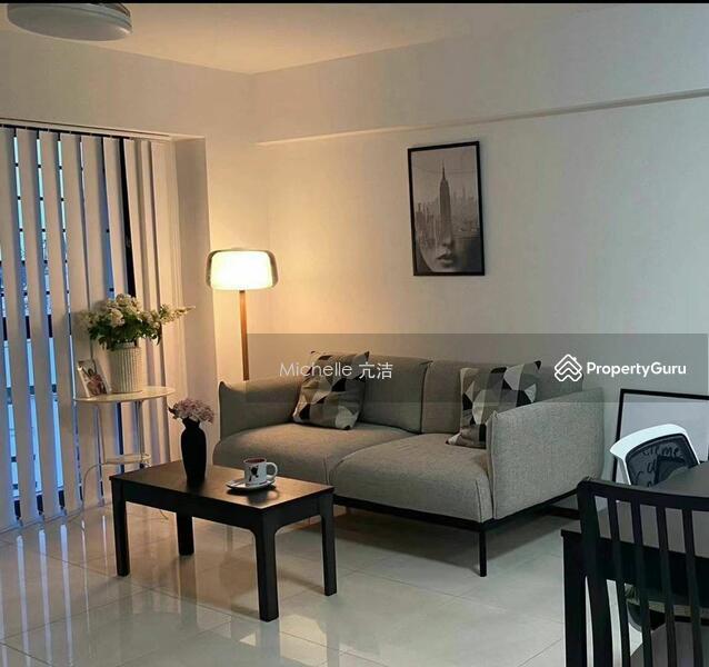 Prop-GPT: HDB Flat: D02  Pinnacle @ Duxton