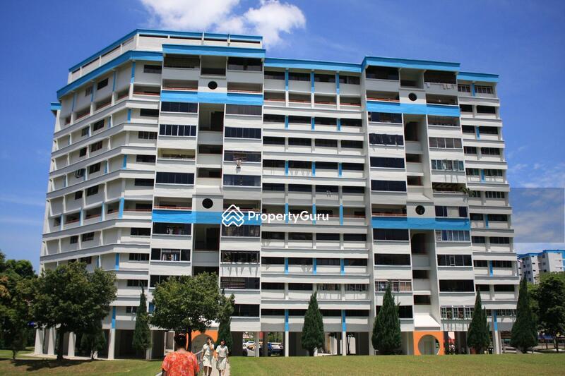 HDB Flat for Rent, 161 Yishun Street 11, SGD 900 | 99-year lease
