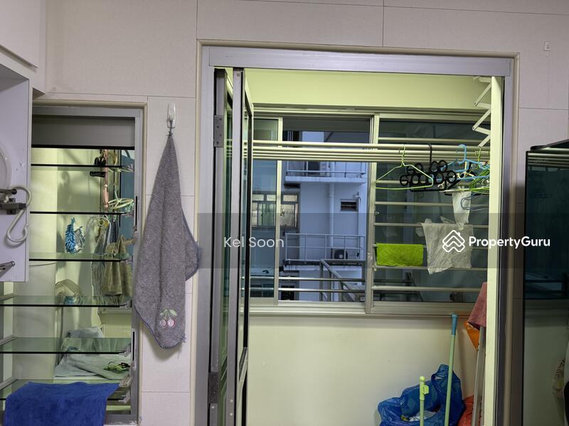 HDB Flat for Rent, 451 Yishun Ring Road, SGD 1,200 | 99-year lease