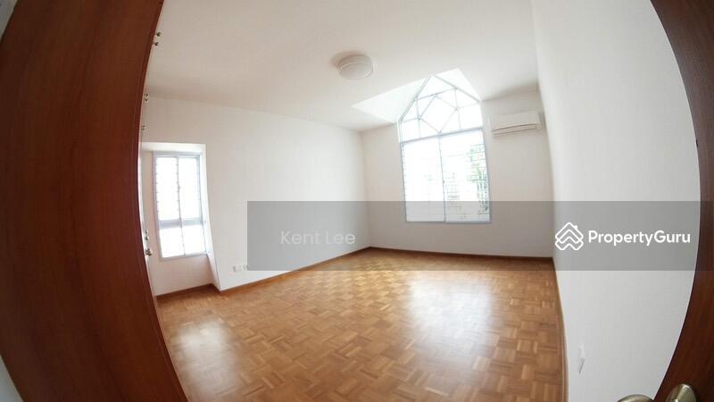Corner Terrace for Rent: D19, 545937