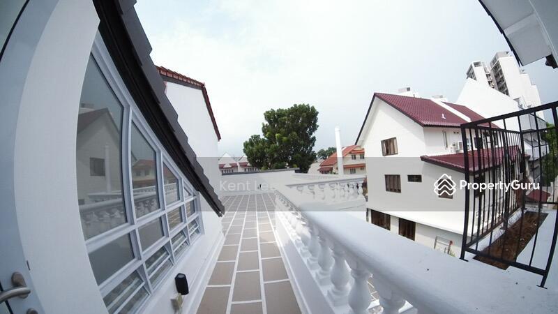 Corner Terrace for Rent: D19, 545937
