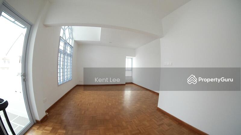 Corner Terrace for Rent: D19, 545937