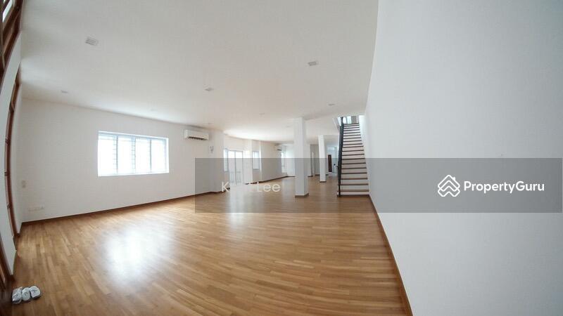 Corner Terrace for Rent: D19, 545937