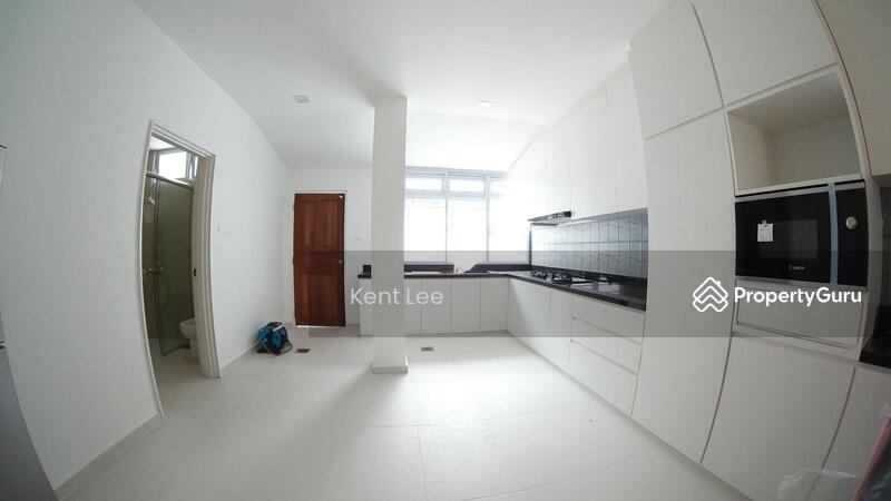Corner Terrace for Rent: D19, 545937