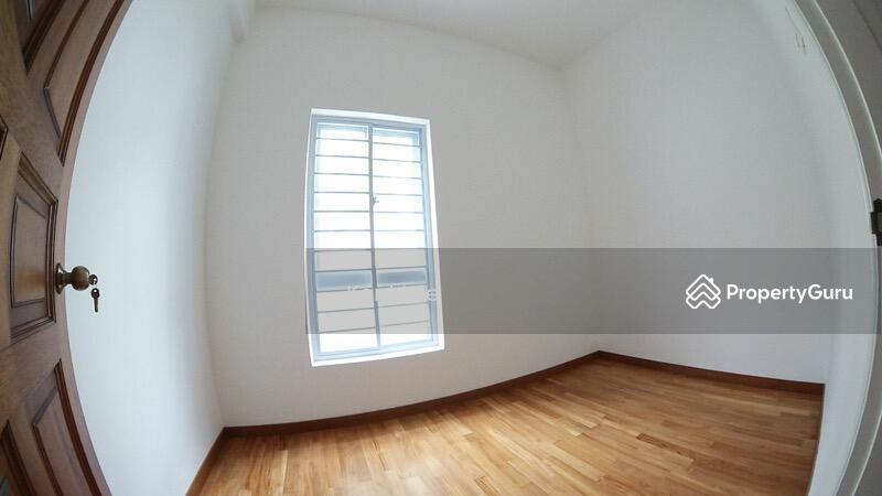 Corner Terrace for Rent: D19, 545937