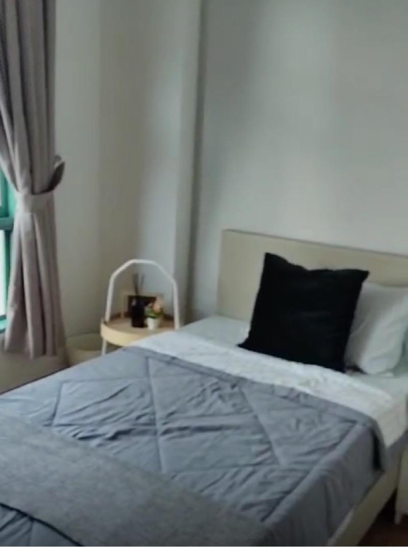 Changi Court Condominium Room Rental, $1,200, 1 Bed 1 Bath 150 sqft $8.00 psf