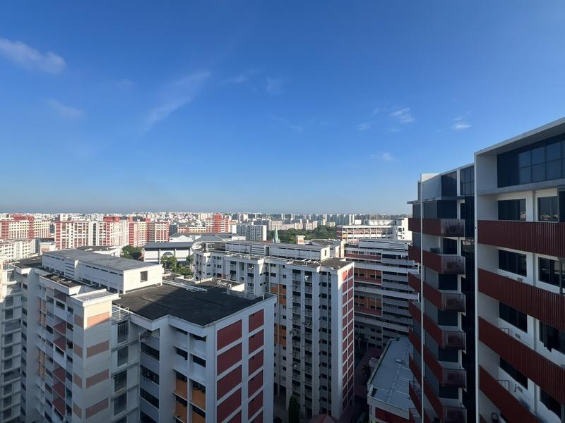 Riverfront Residences Condominium For Rent, $2,900, 1 Bed 1 Bath 581 sqft $4.99 psf