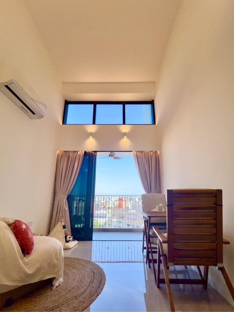 Riverfront Residences Condominium For Rent, $2,900, 1 Bed 1 Bath 581 sqft $4.99 psf