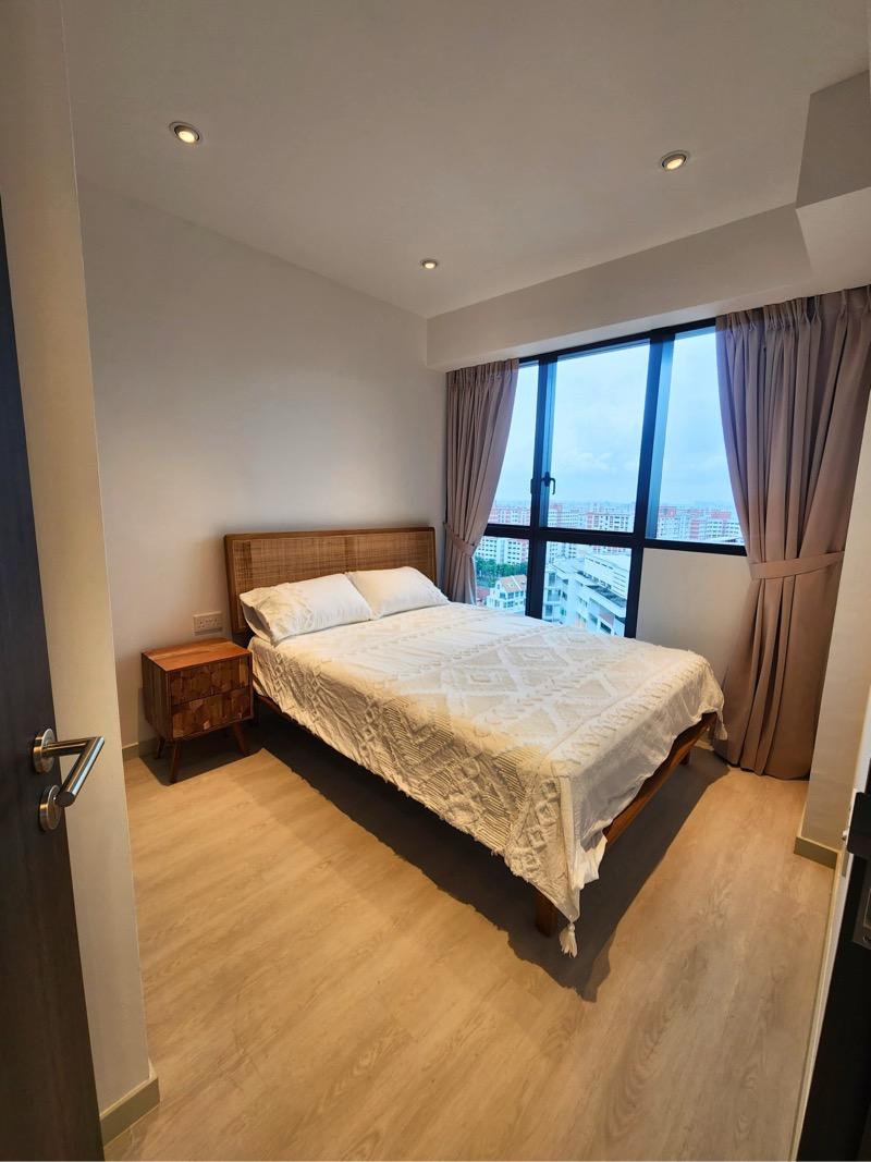 Riverfront Residences Condominium For Rent, $2,900, 1 Bed 1 Bath 581 sqft $4.99 psf