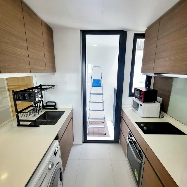 Condominium for Rent: Pasir Ris, D18, 518073