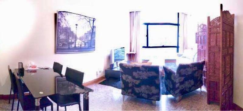 River Place Condominium For Rent, $4,400, 2 Bed 1 Bath 786 sqft $5.60 psf