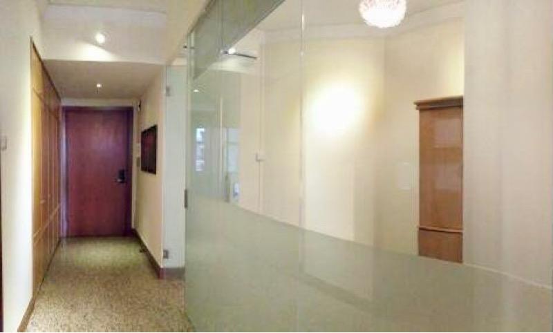 River Place Condominium For Rent, $4,400, 2 Bed 1 Bath 786 sqft $5.60 psf