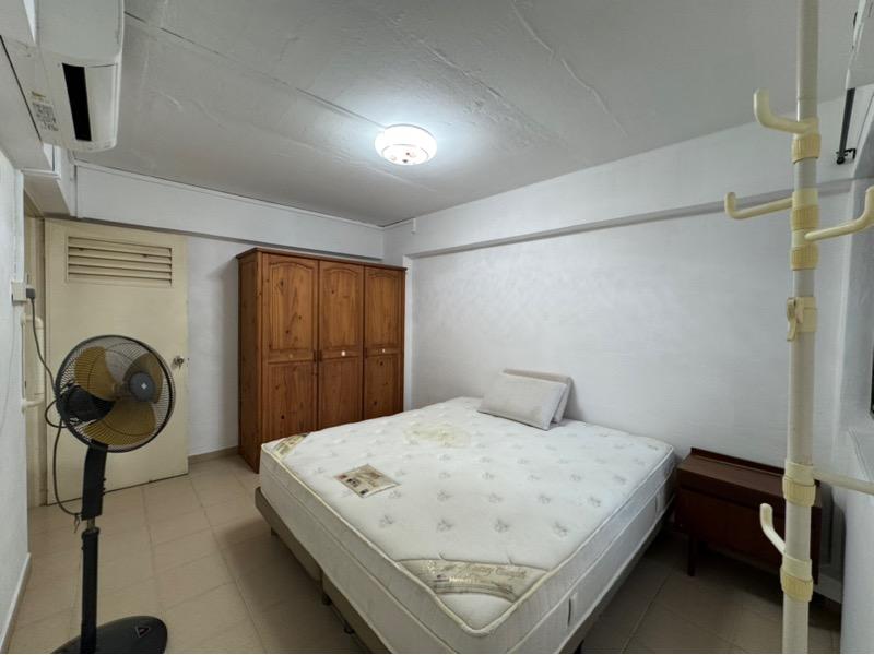 218 Jurong East Street 21 HDB Apartment For Rent, $3,600, 3 Bed 2 Bath 979 sqft $3.68 psf