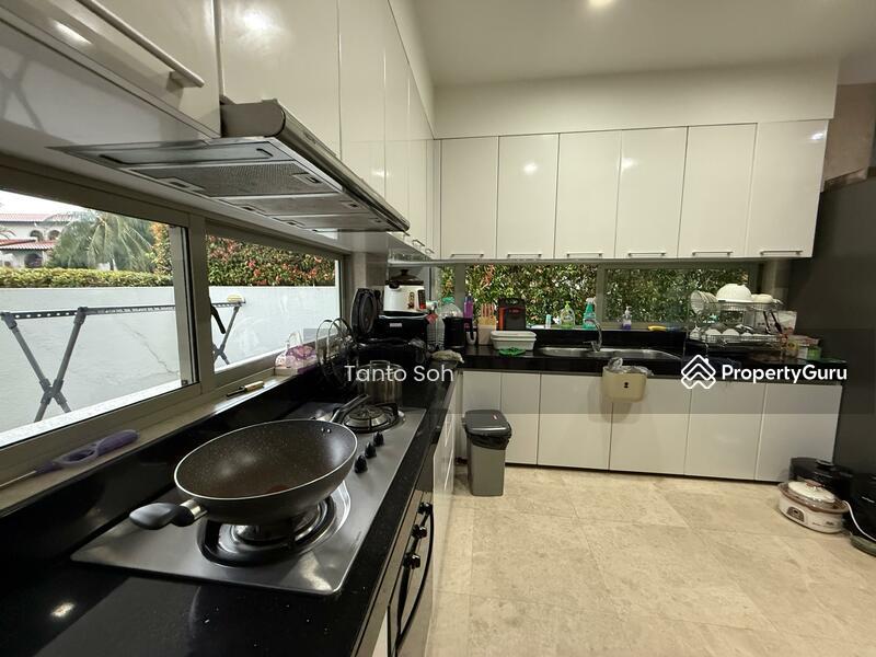Corner Terrace for Rent: D10, 268619