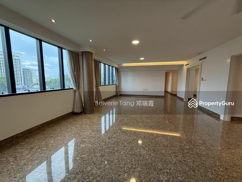 Prop-GPT: Condominium: D10  Grange 70