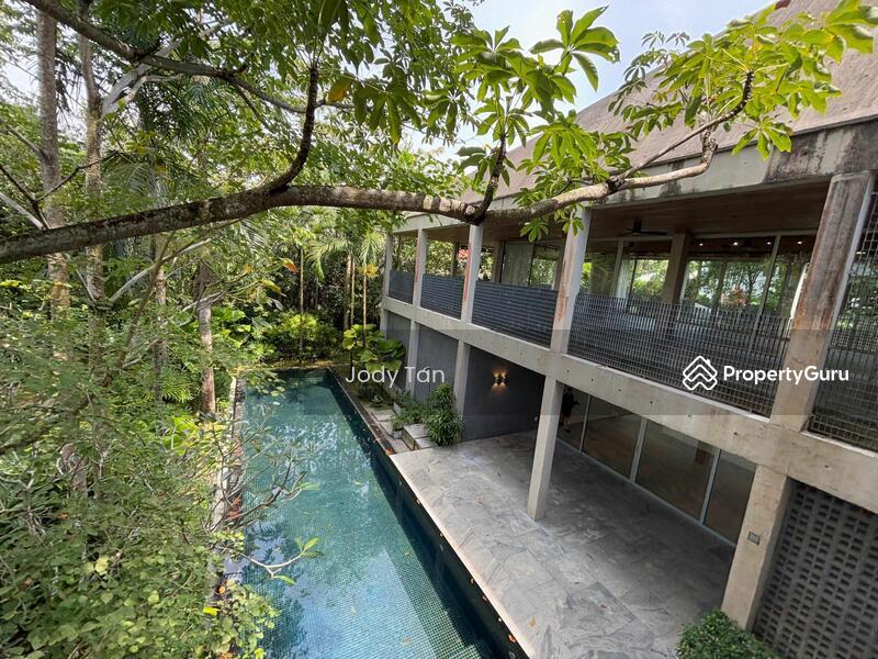 Prop-GPT: Bungalow - Good Class: D21  Stunning Award Winning Designer & Architect GCB For Rent