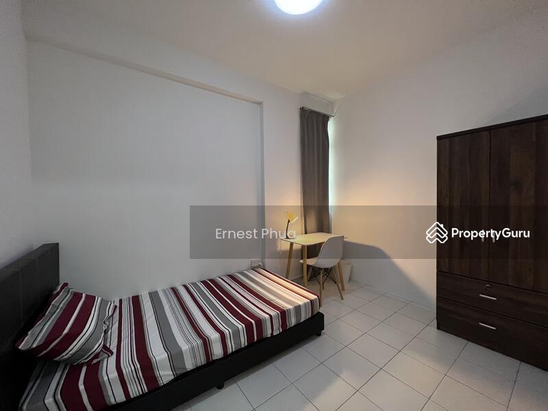 Prop-GPT: Condominium: D17  Azalea Park Condo