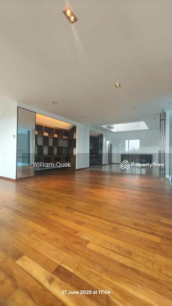 Bungalow for Rent: D10, 267563