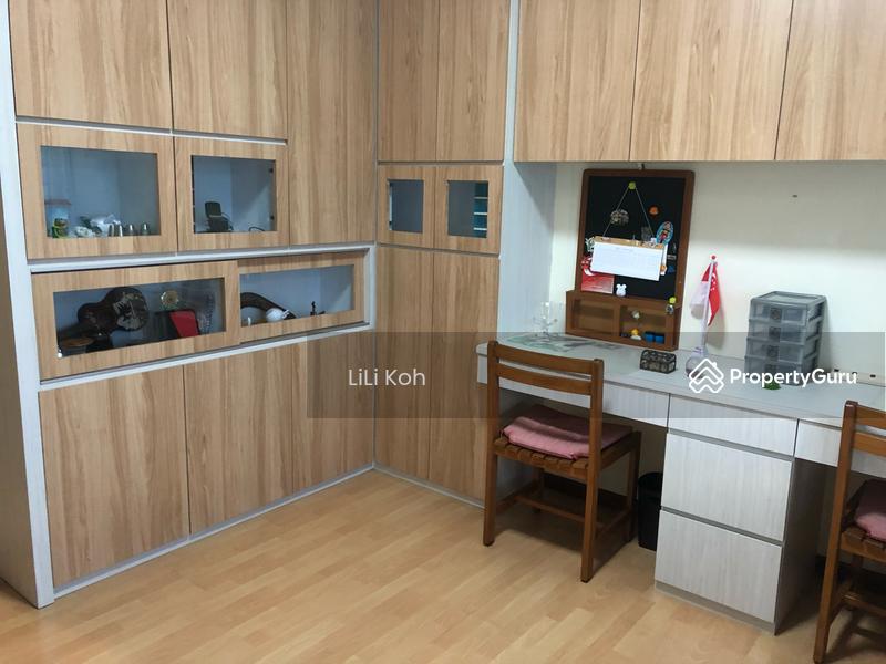 HDB Flat for Rent: Yishun, D27, 762115