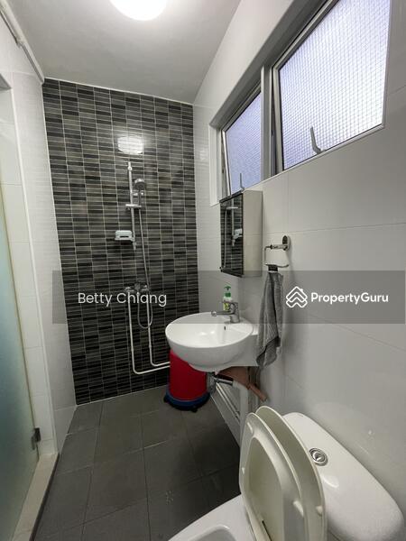 HDB Flat for Rent: D19, 530526