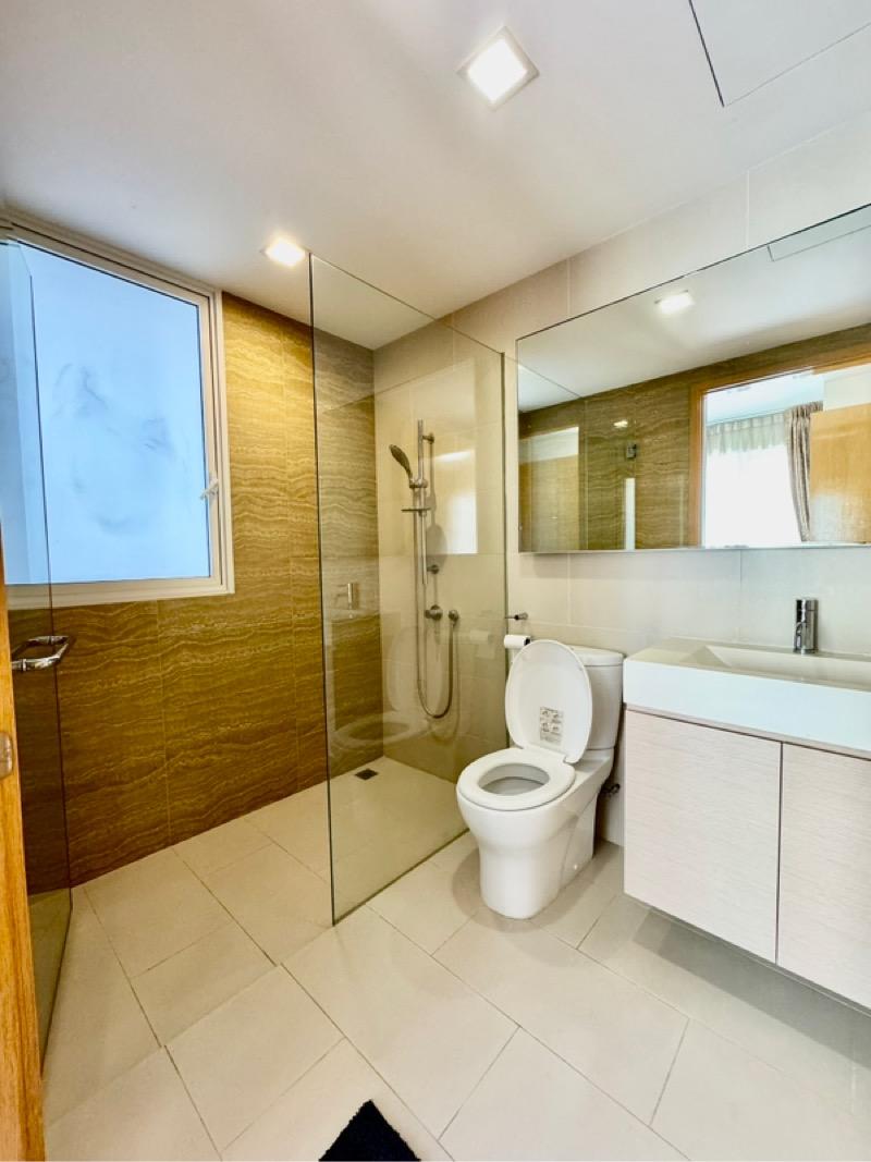 Waterview Condominium For Rent, $4,000, 2 Bed 2 Bath 786 sqft $5.09 psf