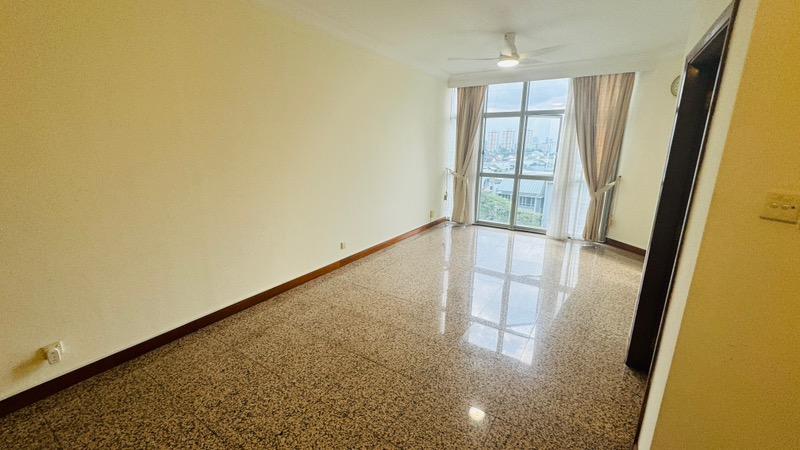 Prop-GPT: Condominium: D16  The Bayshore