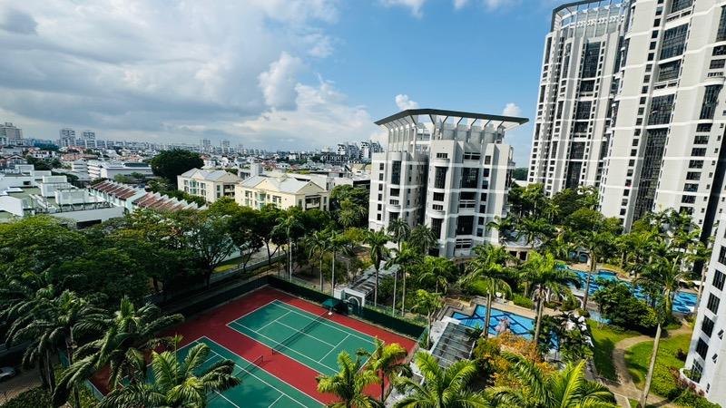 The Bayshore Condominium For Rent, $4,800, 3 Bed 2 Bath 1,184 sqft $4.05 psf