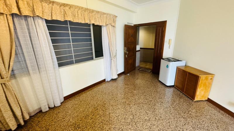 The Bayshore Condominium For Rent, $4,800, 3 Bed 2 Bath 1,184 sqft $4.05 psf