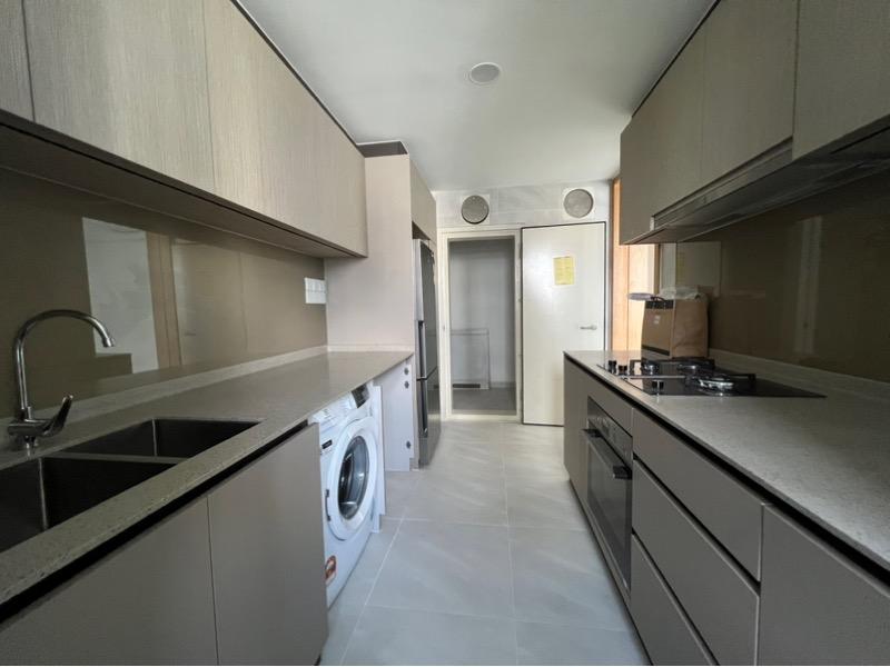 Penrose Condominium For Rent, $5,900, 3 Bed 3 Bath 1,044 sqft $5.65 psf