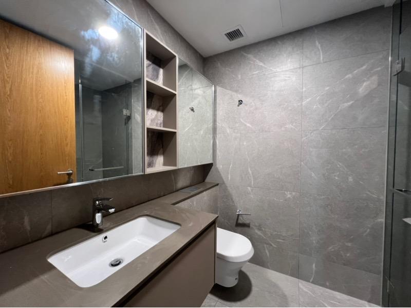 Penrose Condominium For Rent, $5,900, 3 Bed 3 Bath 1,044 sqft $5.65 psf