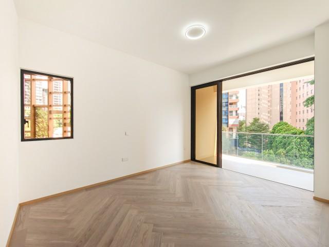 Condominium for Rent: Cairnhill, D09, 229725