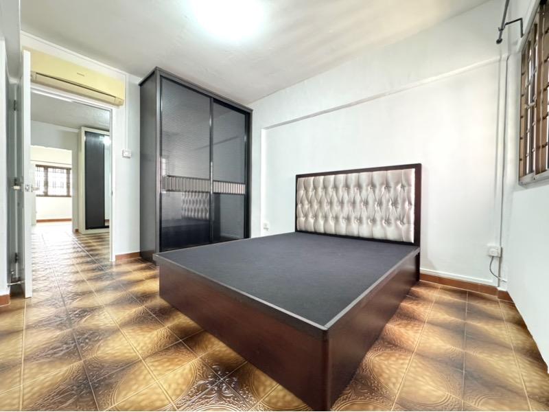 39 Bedok South Road HDB Apartment For Rent, $3,299, 2 Bed 2 Bath 882 sqft $3.74 psf