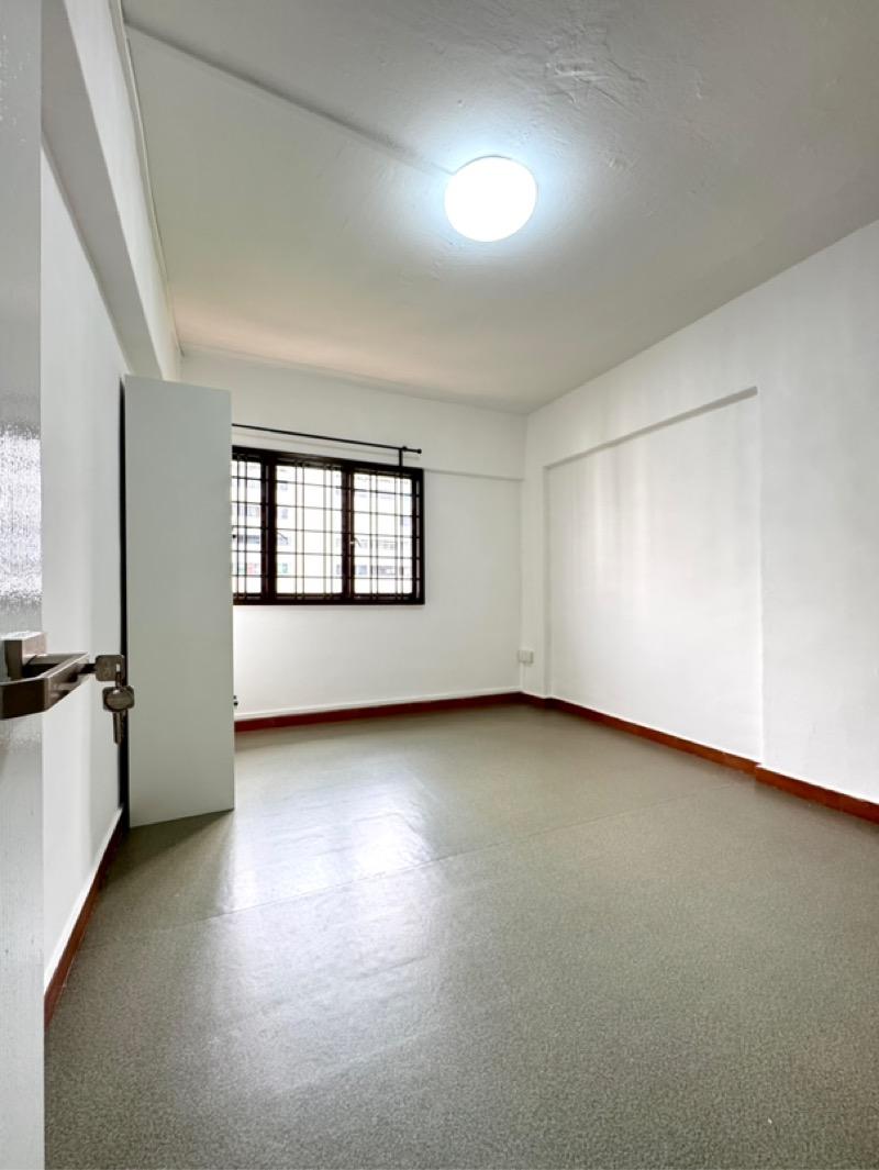 39 Bedok South Road HDB Apartment For Rent, $3,299, 2 Bed 2 Bath 882 sqft $3.74 psf