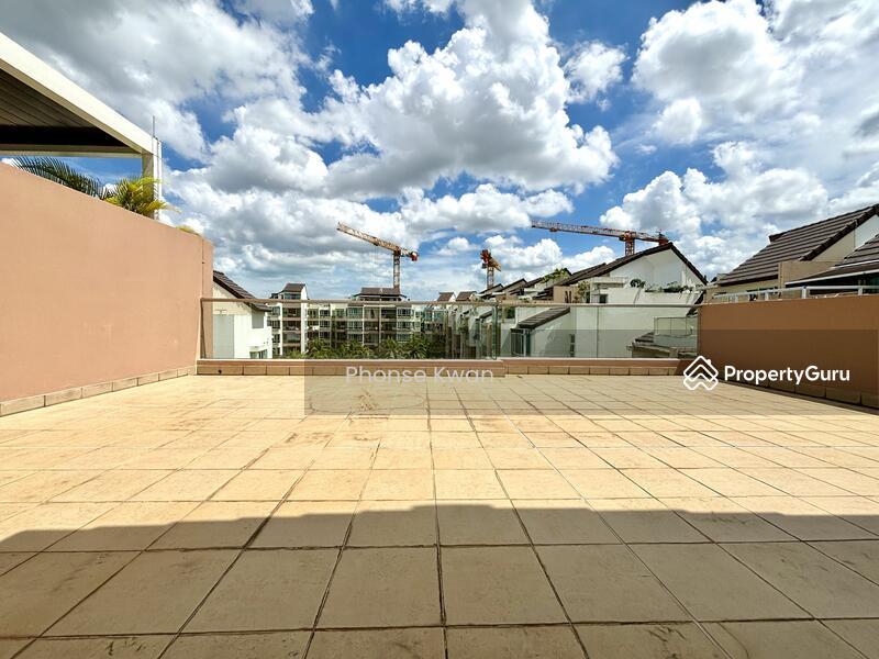 Condominium for Rent: D19, 546776