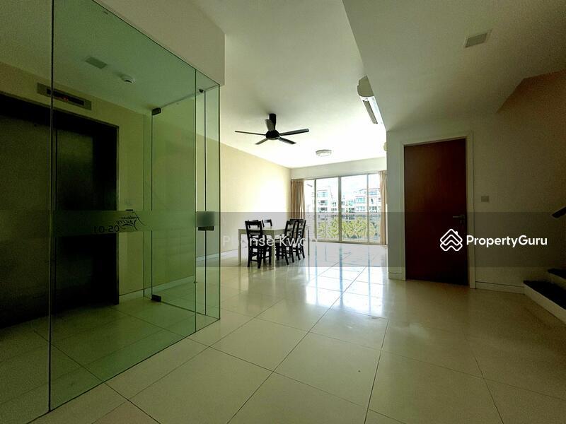 Condominium for Rent: D19, 546776
