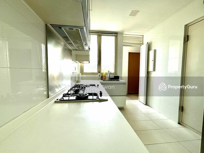 Condominium for Rent: D19, 546776