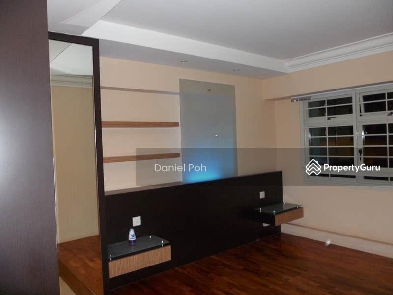 Prop-GPT: HDB Flat: D19 Punggol 172A Edgedale Plains