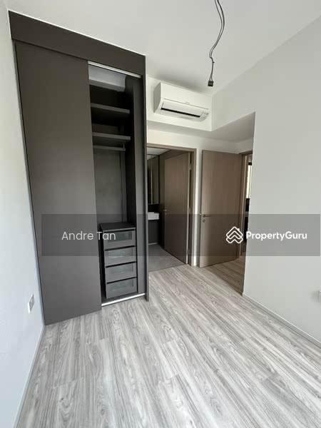 Prop-GPT: Condominium: D13  The Woodleigh Residences