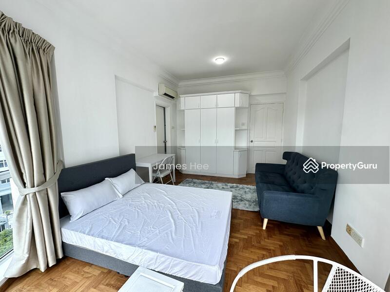 Condominium for Rent: D21, 598435