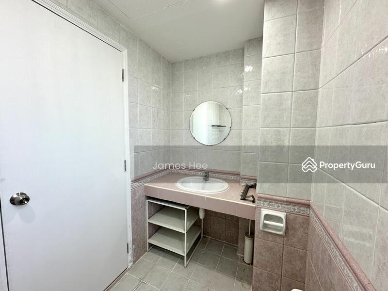 Condominium for Rent: D21, 598435