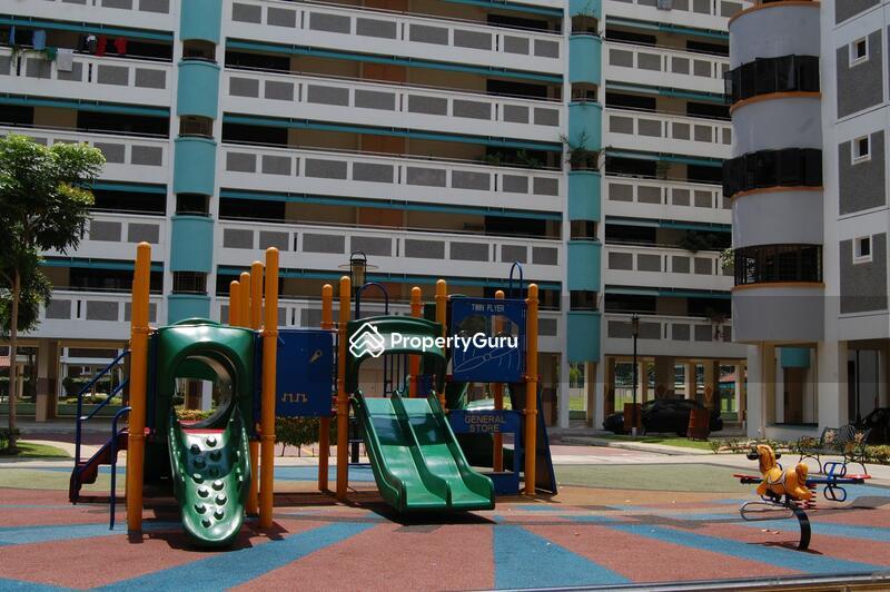 HDB Flat for Rent: D18, 520254