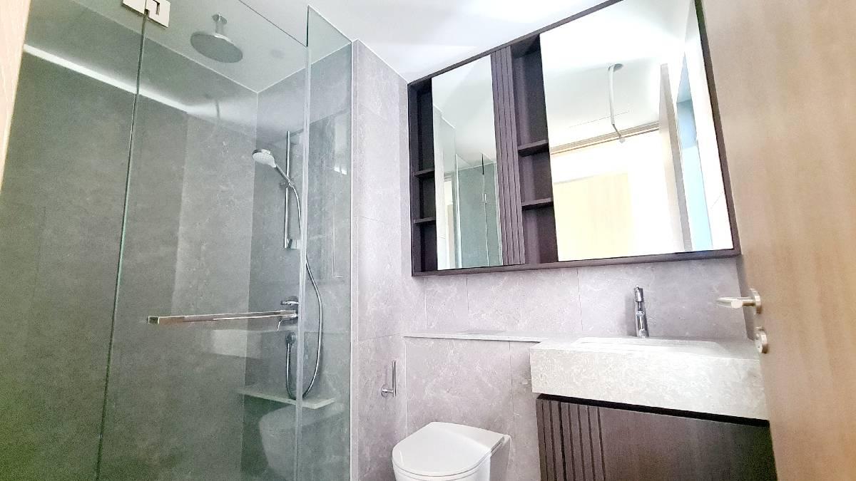 KI Residences At Brookvale Condominium For Rent, $4,590, 3 Bed 2 Bath 980 sqft $4.68 psf