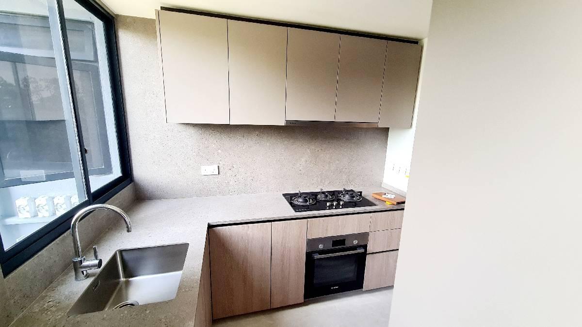 KI Residences At Brookvale Condominium For Rent, $4,590, 3 Bed 2 Bath 980 sqft $4.68 psf